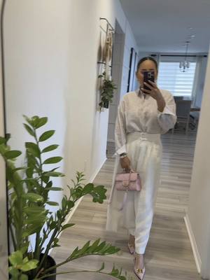 A post by @vasilvana1 on TikTok caption: #oufit 