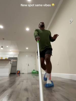 A post by @shaunllewellyn_ on TikTok caption: Sunday reset LMFAOOO 