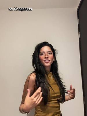 A post by @parrafeiny on TikTok caption: #fyp 