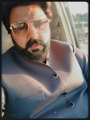 A post by @jeevansultan1 on TikTok caption: #CapCut Muhammad bhi UN ki shiffaat kren gy #foryoupage #ramadan #trending 