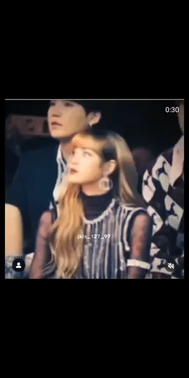 A post by @liskookstan90 on TikTok caption: វាអាចទៅរួចទេនៅឆ្នាំ2019(Hate you ~ Dream)#liskook #fypシ゚ #love #fypシ゚viral🖤tiktok 