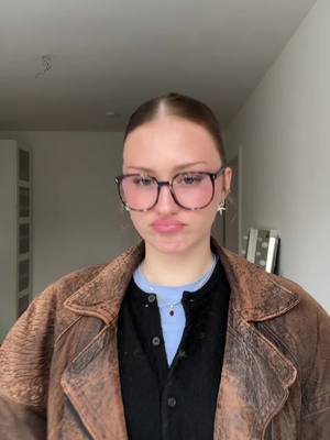 A post by @yanaclare on TikTok caption: @nastya 