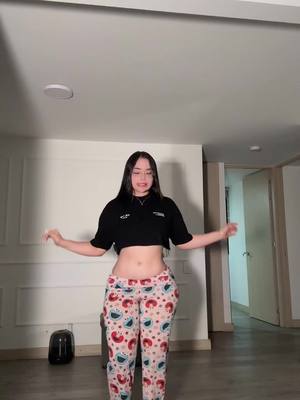 A post by @nataliasalasv on TikTok