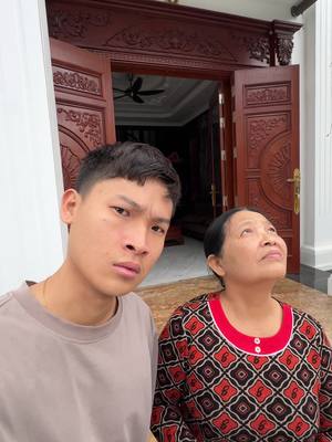 A post by @datdo0803 on TikTok caption: Chuyện lạ tuyết rơi ở nhà tôi mọi người ơii #daugoi #lilystar 