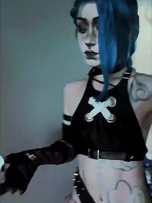 A post by @chloejonesyy on TikTok caption: Bleh- pretty sure 💣  Amazing edit by @AbrilDaBrodie thank u :,)) <33  #jinx #jinxarcane #cosplay #fyp #jinxcosplay #arcane #foryou #foryoupage 