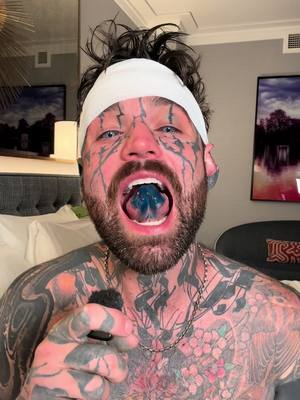 A post by @sean__gatz on TikTok caption: Check out lunacobra on IG