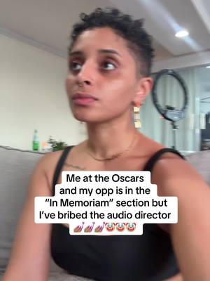 A post by @nicquemarina on TikTok caption: “Now let me say in the biggest h8r💅🏽” #oscars #theoscars #actor 