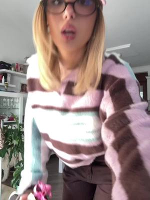 A post by @noemiipiunti on TikTok caption: fit check