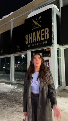 A post by @catherine.fidiadi on TikTok caption: Belle soirée pour ma fête entre amis au @SHAKER Cuisine & Mixologie ! Ton repas est gratuit si tu célèbres avec 6 de tes ami.e.s et plus et ambiance garantie, quoi demander de plus? 🎉🍽️  As-tu déjà réservé.e pour toi et ta gang? #LeShaker #FêteEntreAmis #AmbianceInoubliable #Pub *Certaines conditions s’appliquent