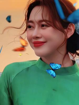 A post by @vietphuongthoa98 on TikTok caption: Nhan sắc tầm cỡ mẫn nhi 😬😬