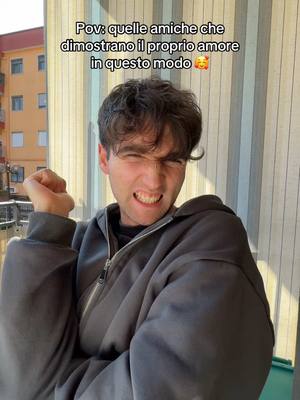 A post by @romanoalessandro_ on TikTok caption: Semplicemente io e la mia BFF💋 Mandatelo alla vostra amica😂 #amicizia #scherzo #amiche 