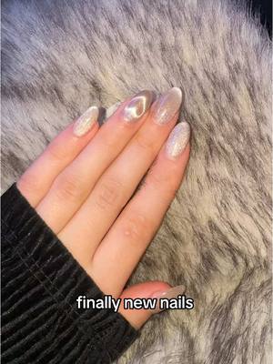 A post by @nirami1 on TikTok caption: hihi #nails #fyp 