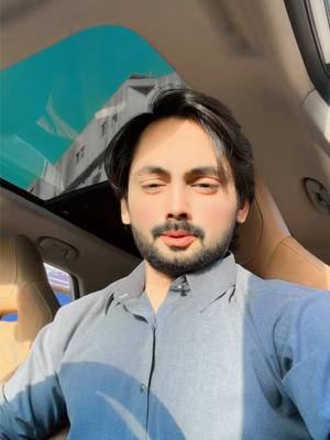 A post by @mujtabalakhani123 on TikTok caption: Jio😂