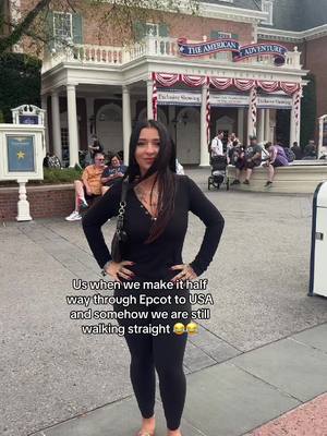 A post by @daniellecohn on TikTok caption: Ifykyk #disneyworld 