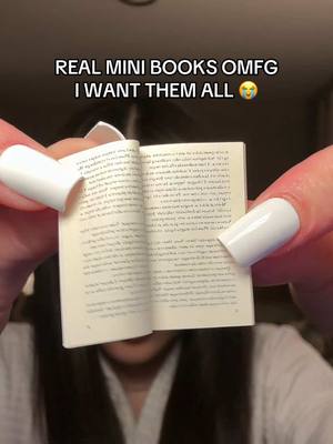 A post by @sassysoundsasmr on TikTok caption: I’m obsessed omg 😍😍 #asmr #mini #BookTok 