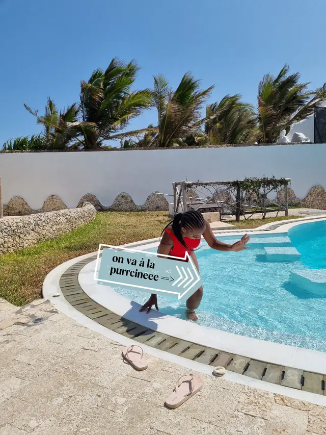 A post by @petitefilledekisangani on TikTok caption: on va se nager 😁 #pourtoi #bikini #belgium #paris 