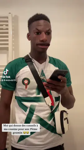 A post by @ on TikTok caption: #2025 l’amour parfait l’amour distance #