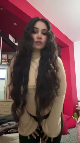 A post by @florentinamaria01 on TikTok caption: #fy❤️💋🔥 #vibes❤️ 