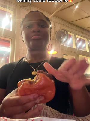 A post by @girlalala_ on TikTok caption: #fyp #comment #skinnylouie #miami #burger 