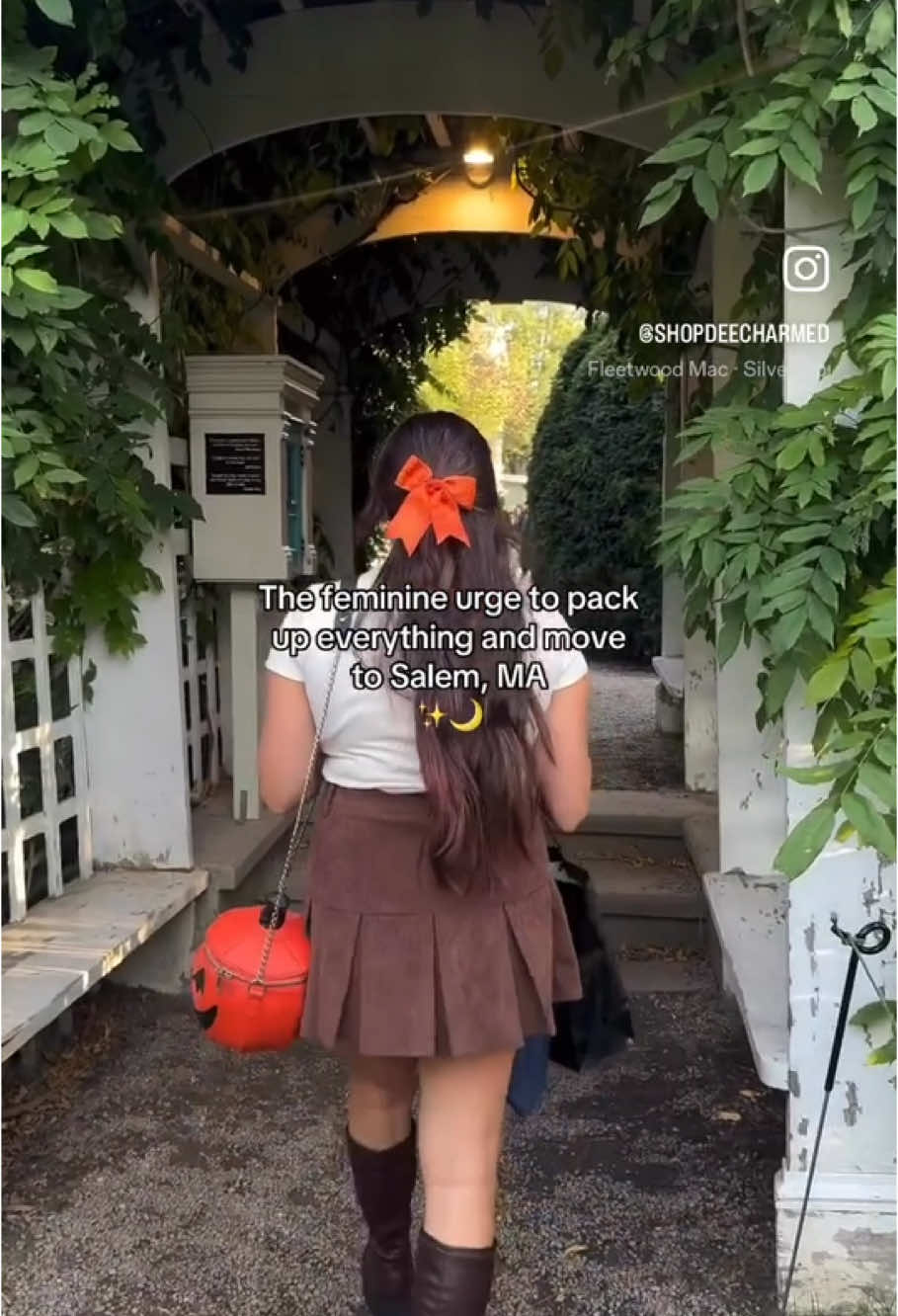 A post by @bestofsalem on TikTok caption: 🎬: @shopdeecharmed (IG) #salemmassachusetts #tourism #salem #travel #visitsalem #newengland #repost 