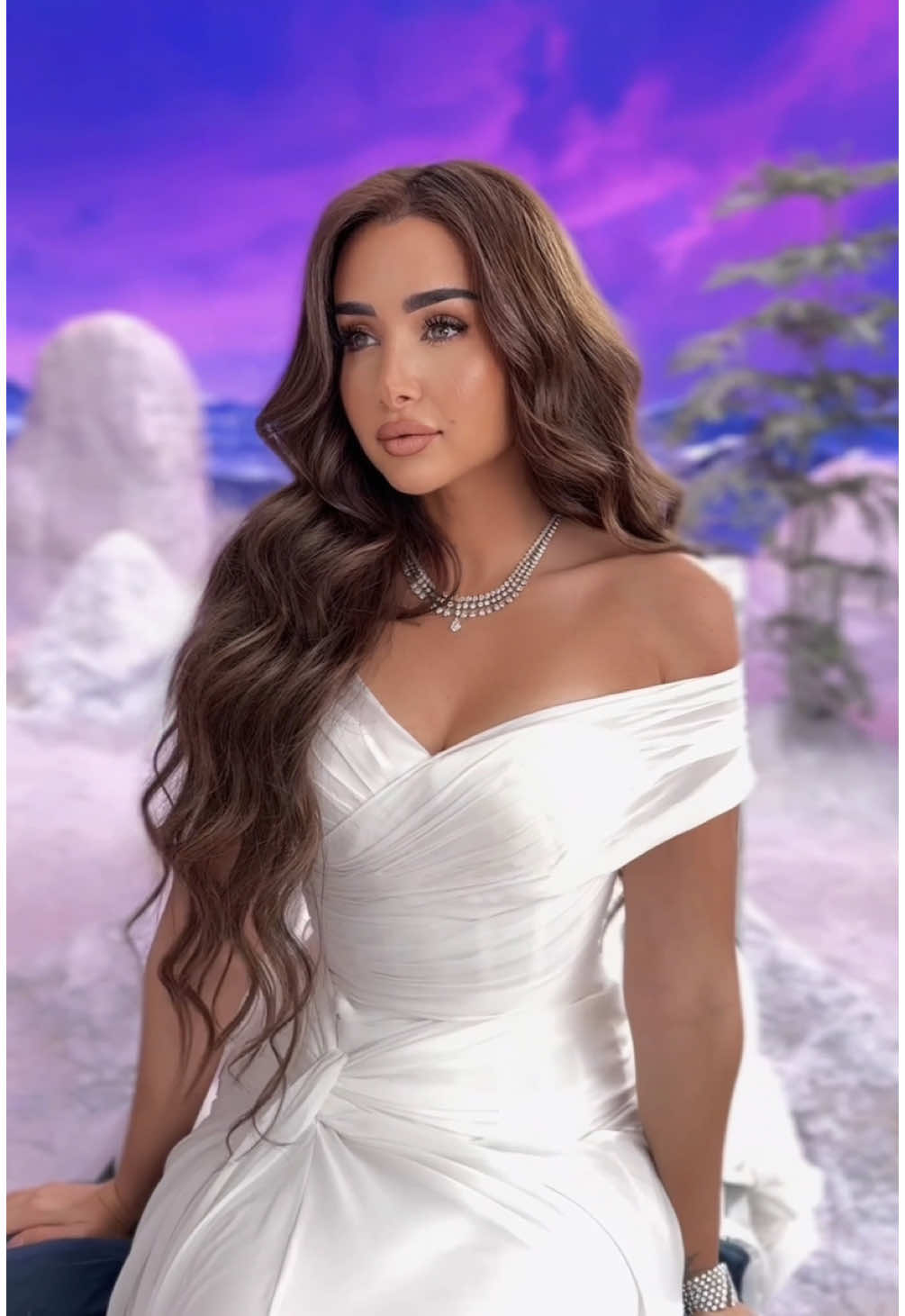 A post by @hannahelzahed on TikTok caption: 🥰 #هنا_الزاهد 