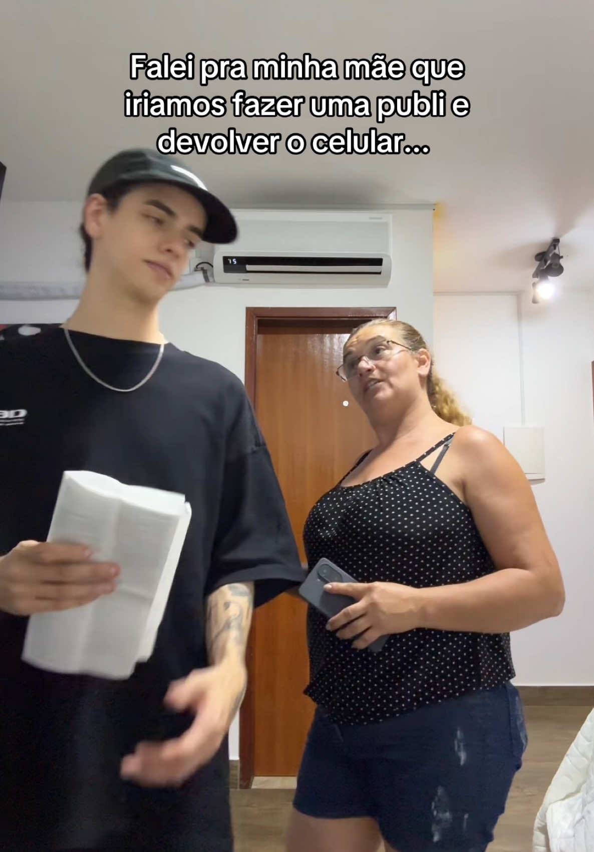 A post by @jdiasss_ on TikTok caption: a felicidade dela kkkk 🥰 @poco.brasil.oficial #PocoX7PRO #PocoBrasil #publi 