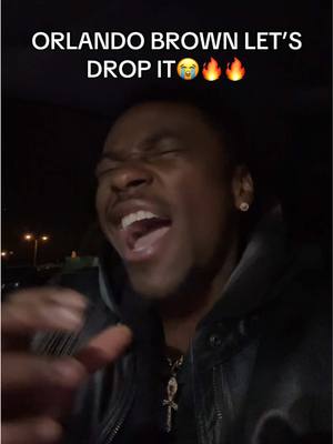 A post by @jahtheg0d on TikTok caption: @ORLANDO BROWN SHOW what we doing fam🧏🏾‍♂️ #fy #singing #orlandobrown #vocals #trending 