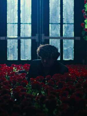 A post by @gabitoballesteros on TikTok caption: “PERDIDO” YA DISPONIBLE🖤🥀🫶🏽