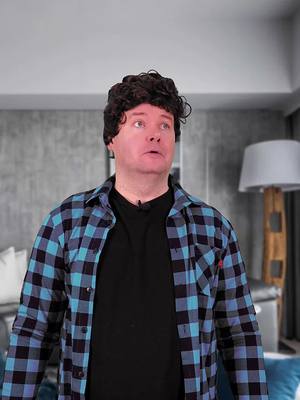 A post by @alezha.obukhov on TikTok caption: Студенты в 2064 заселяются в бабушатник