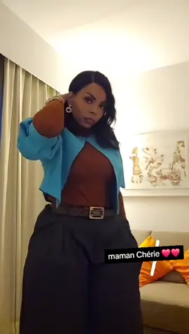 A post by @petitefilledekisangani on TikTok caption: maman Chérie 🥰❤️ #mama #pourtoi #congo #belgium 