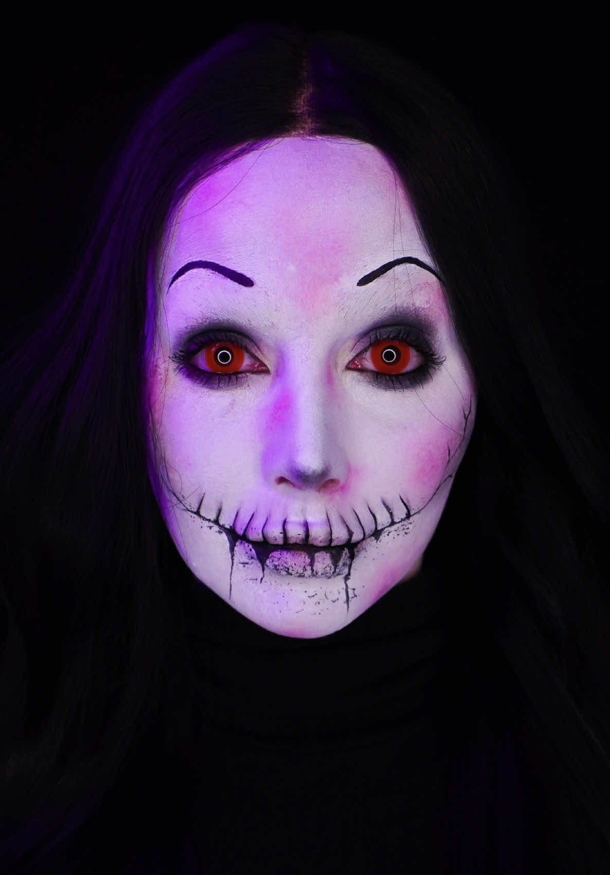 A post by @aninha on TikTok caption: Pela bateria do seu celular, o quão % assustadora é essa história? 😰 . #creepypasta #historiasbizarras #foyoryoupage #viral #foyor 