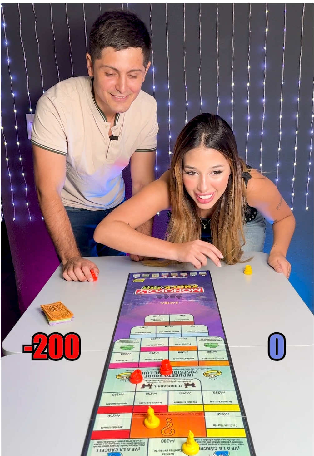 A post by @hermanoskida on TikTok caption: El kit es de @SHEGLAM #SHEGLAM, #SHEGLAMHAUL, #FULLFACEOFSHEGLAM, #sheglamhonestreviews 