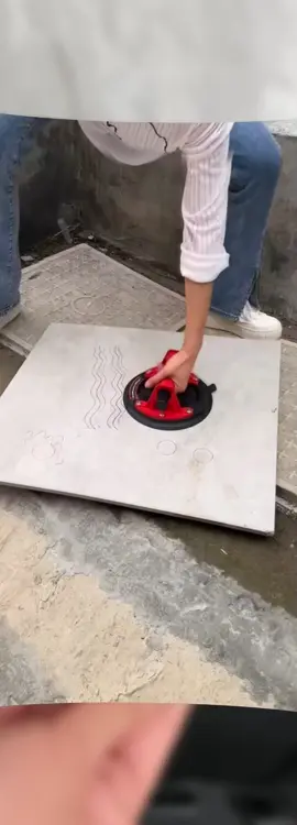 A post by @david_fan22 on TikTok caption: "Lifting heavy glass, tiles, and marble has never been easier! 💪🛠️ This industrial-grade vacuum suction cup with a powerful air pump makes moving heavy materials effortless! 🚀 Save time, work smarter, and boost efficiency! Grab yours now and lift with confidence! 🔥🛒 #SuctionCup #TimeSaving #HighEfficiency #MustHaveTool #HandheldSuction #TikTokShopLastChance #TikTokShopNewYearNewAura #tiktokshopspringglowup #spotlightfinds"