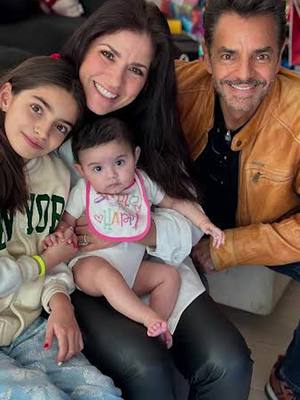 A post by @ederbez on TikTok caption: #DíaInternacionalDeLaMujer💜 
