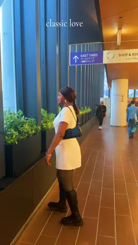 A post by @princesslem00 on TikTok caption: Jump on this challenge with me #princesslem00 #iamaqueeninmyworld💅🏼👑 #tiktoktokyo🇯🇵 #tiktokjapan #skytreetokyo🇯🇵 