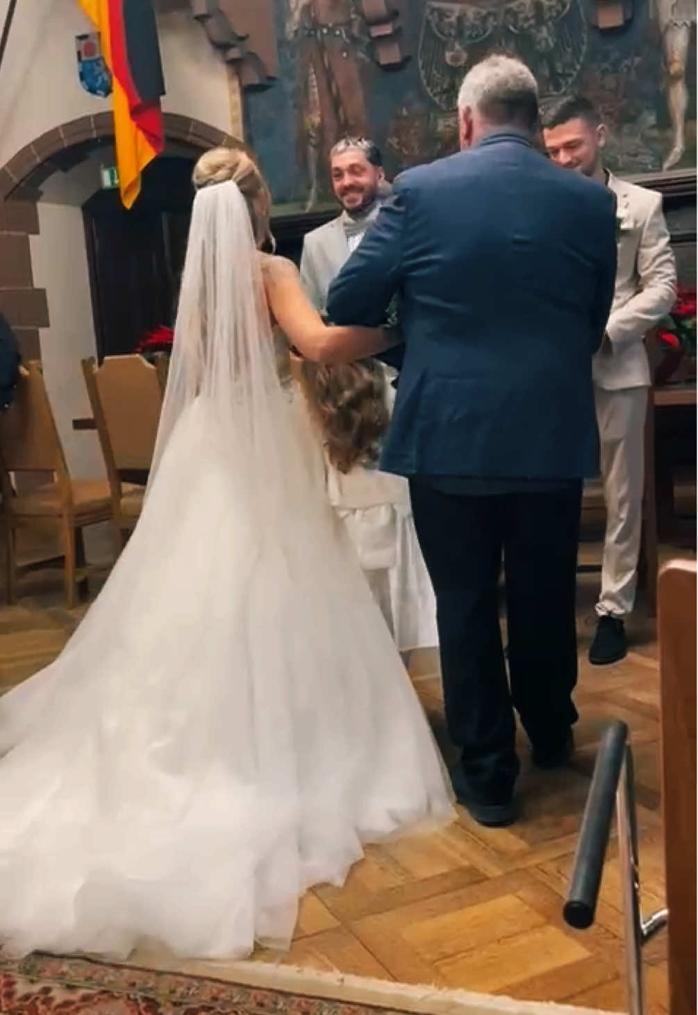A post by @samiiiiiraaaaaa on TikTok caption: @Stefan Schmidt Junio ❤️💍