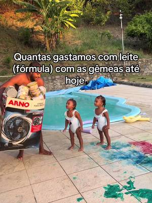 A post by @jennialarcon_ on TikTok caption: Hoje elas tomam um leite mais baratinho, graças a Deus 😅 😂