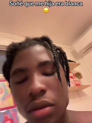 A post by @mikemilfortversionmalo on TikTok caption: Subo este video para celebrar que no salió blanca 