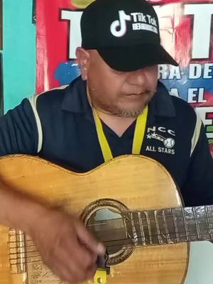A post by @hnos_lira_oficial on TikTok
