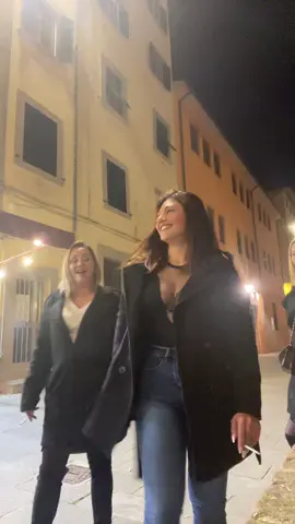 A post by @giuliagreta149 on TikTok caption: @Anka Mihai @Corobuta Mary @Elena 💋 ❤️ @