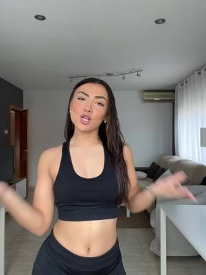A post by @annatudelaa_ on TikTok caption: JAJAJA