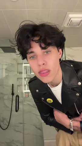 A post by @landonbarkerr on TikTok caption: it’s been awhile @Huddy 