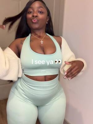 A post by @shantellee118 on TikTok caption: #ftp #fyp #trending 