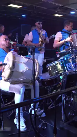 A post by @puro.swing on TikTok caption: The Legends - El Fucu 🔥  #🇩🇴 #dr #dominicanrepublic #dominicantiktok #dominicano #guira #republicadominicana #musicadominicana #swing #merengue #mamboswing #tambor #tipico #musicatipica #merenguetipico #acordeon #puroswing #parati #latinotiktok 