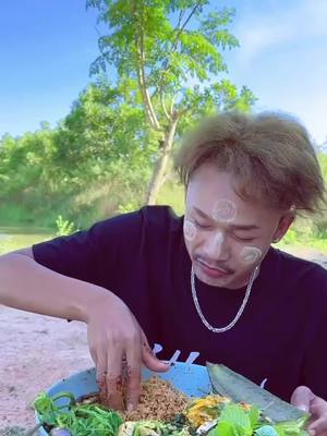 A post by @aungchanaye805 on TikTok caption: ထမင်းစားကြပါဦး 🤤🤤🤤#foryou #aungchanaye #VoiceEffects #fyp 