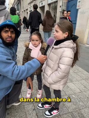 A post by @sahaelito on TikTok caption: Entre sœur, c’est queue de la chamaillerie, 😂😂   #jeu #argent #humour #defi #videodrole #sahaelito #lyon #popular #fyp #cadeau
