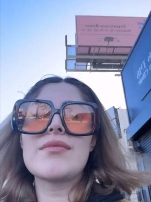 A post by @shiadanni on TikTok caption: Bendiciones 