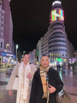 A post by @annatudelaa_ on TikTok caption: enamorada de madrid 