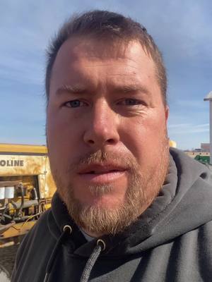 A post by @tractorguy2022 on TikTok caption: @Larsen Metalworks#beermoneypullingeam  #johndeere #tractorguy😜 #midwestspringsuperpull