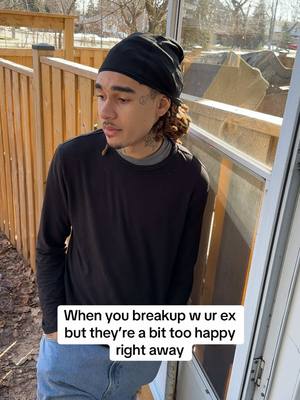 A post by @smokeeash on TikTok caption: The 🚪🤣🤣🤣🤣